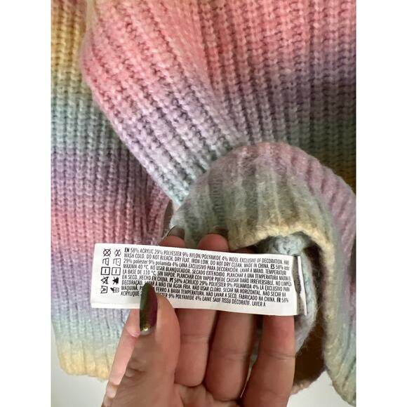 F21 Forever 21 x Hello Kitty Appliqué Pastel Rainbow Knit Crewneck Sweater - Picture 16 of 16